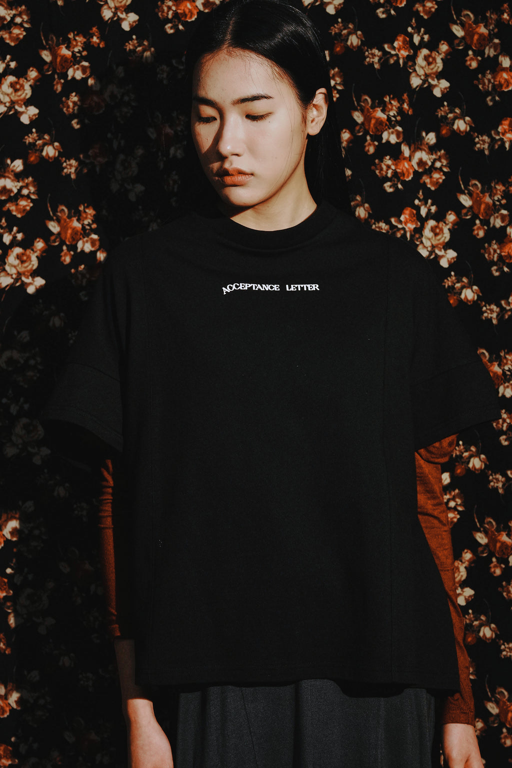 Eclipse Curve T-Shirt - Cream, Black